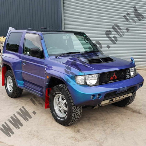 Pajero with a gloss CSTV blue/ purple chameleon Spray Wrap on it from UK Plasti Dip