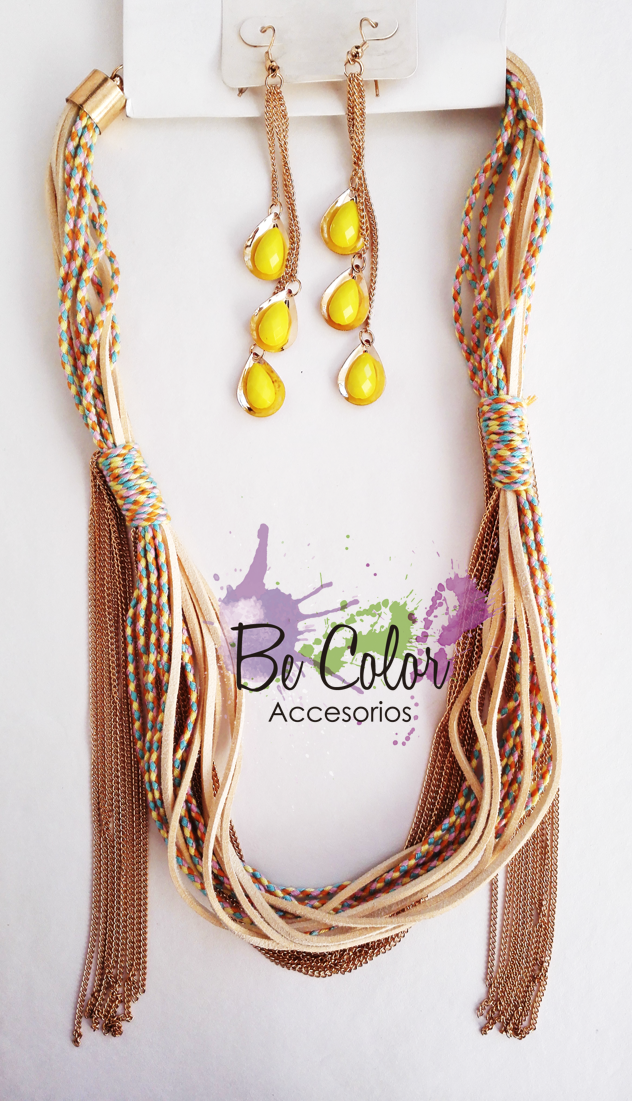 Collar de hilitos y cueritos y aretes