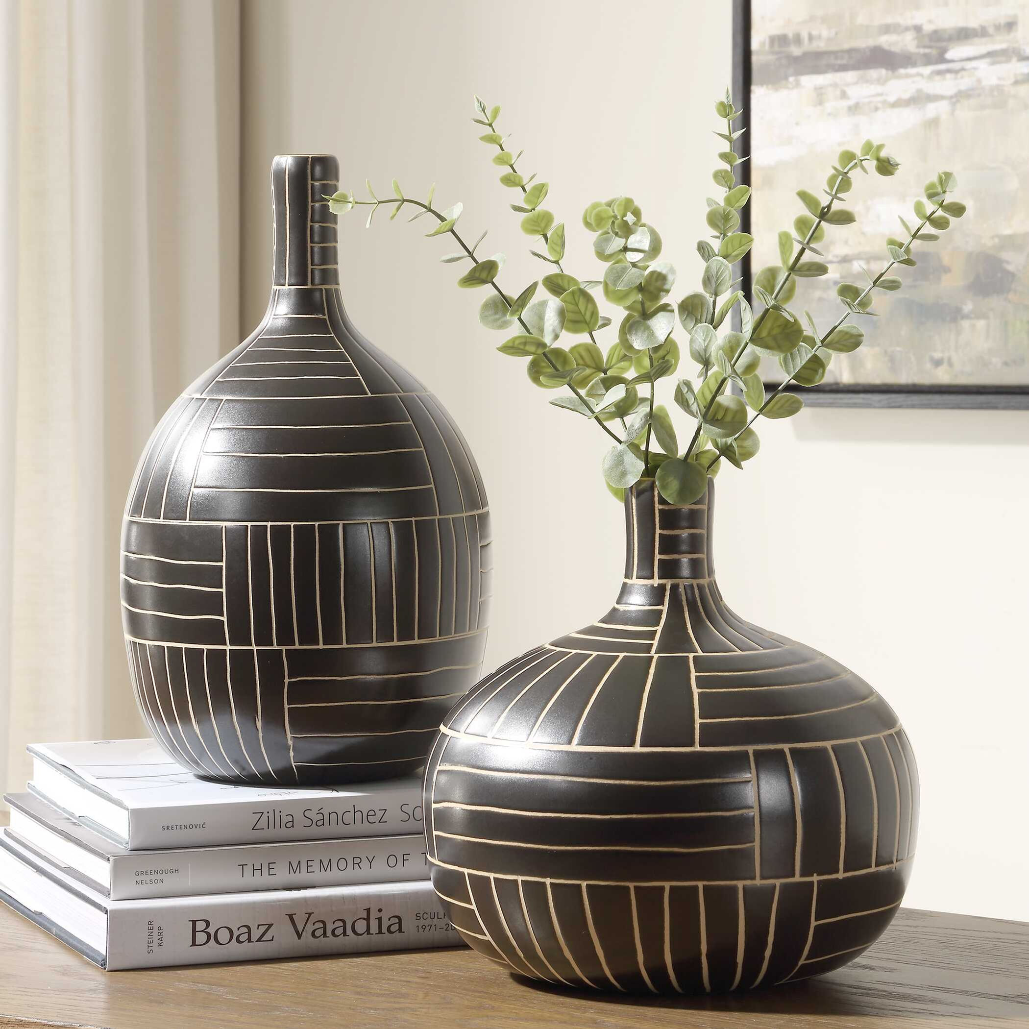 Graphite Stride Vases, S/2
