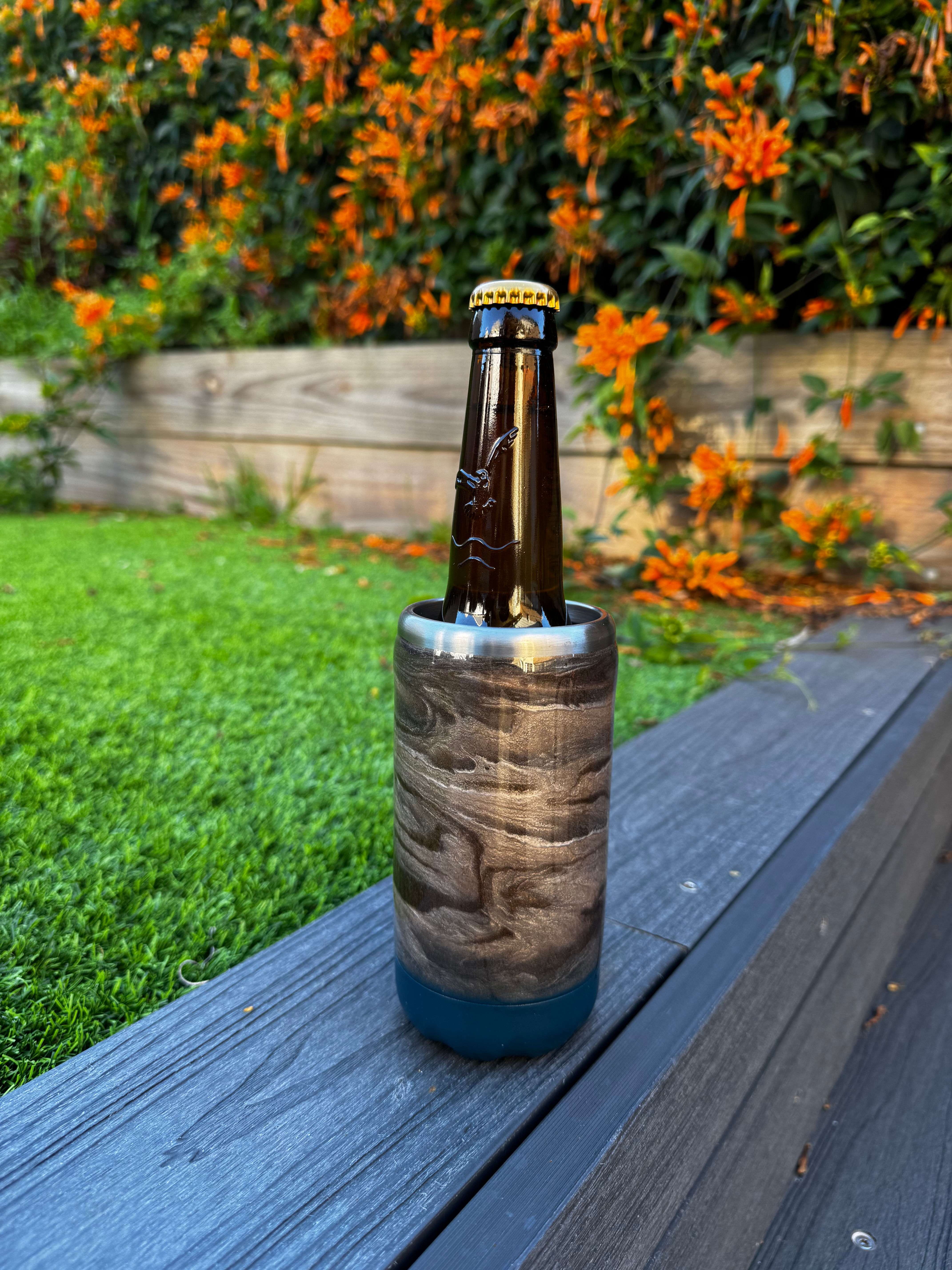 Resin Insulated beer can and bottle cooler