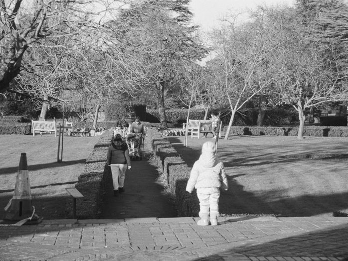 London
Home
Belonging
Photography 
35mm