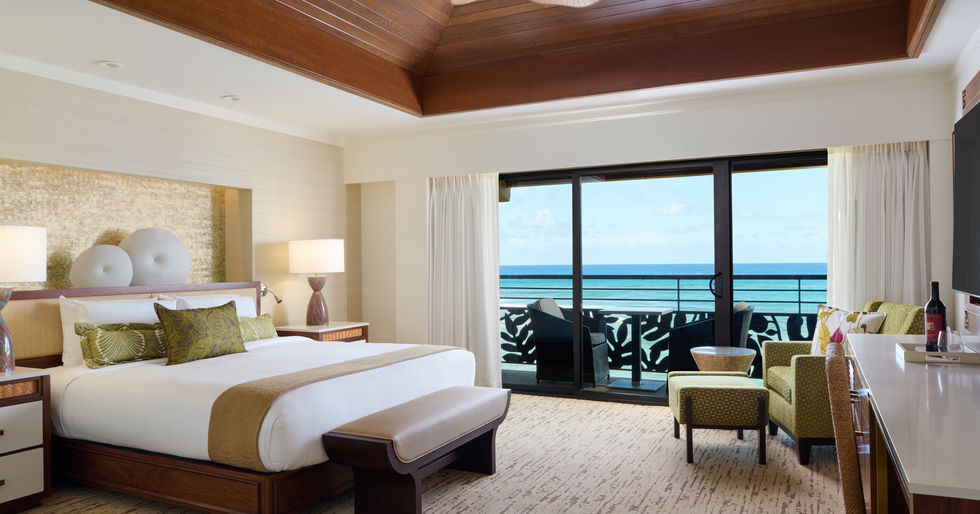 Deluxe Ocean Front King koa kea hotel resort hawaii kauai poipu guestroom.jpg