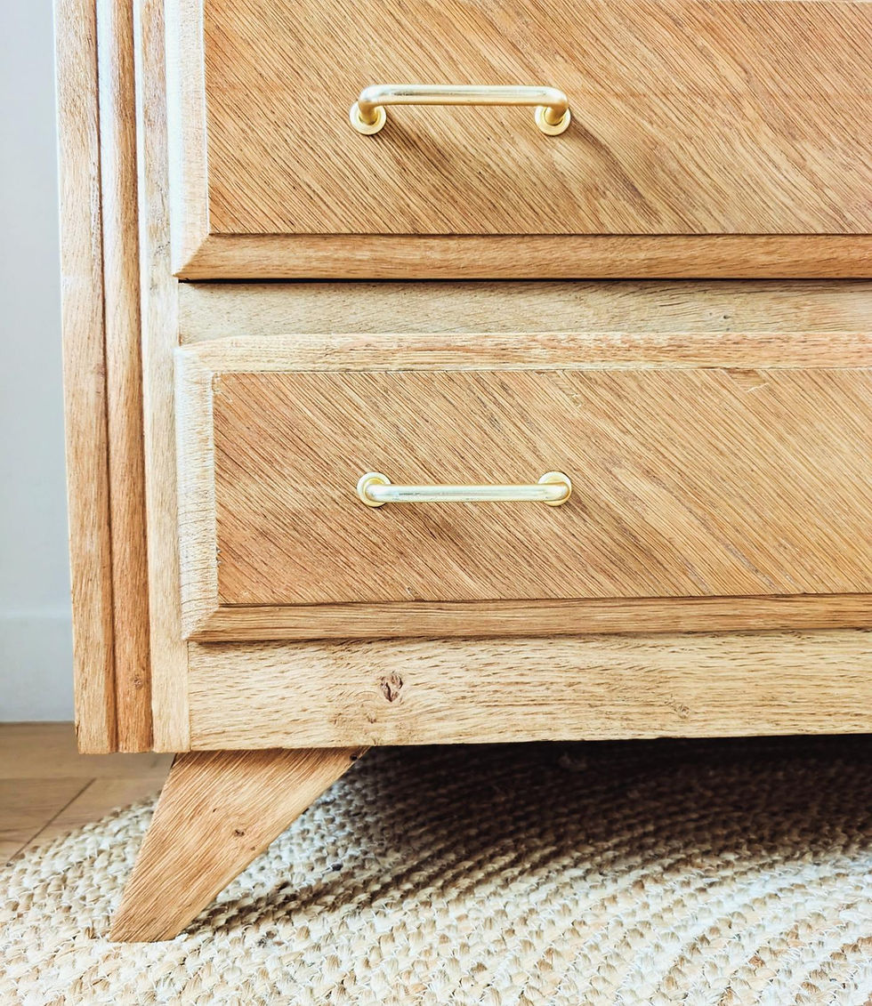 Miniature : Commode chêne pieds compas