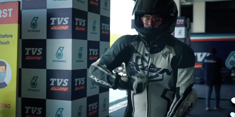 PetronasTVSRacing_MMRT__A7R (1).gif