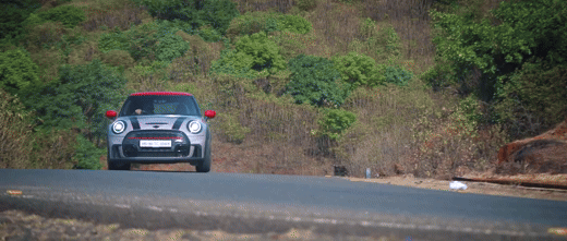 Mini_JCW_Flyby_4K___A7R3Rode (1).gif