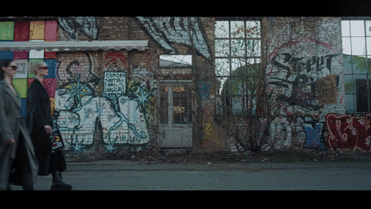 30s_The_Berliner_x_MET (1).gif