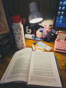 I can't stop thinking about House of Leaves!!!