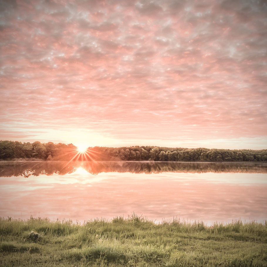 wisconsin sunrise summer_edited.jpg