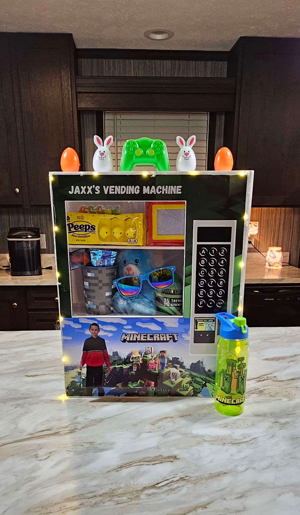 Thumbnail: Custom vending machine HOLIDAY (Easter) 