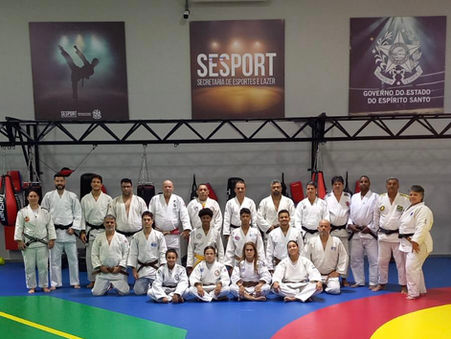 Treinamento de Kata: Aprimorando a técnica e a tradição!