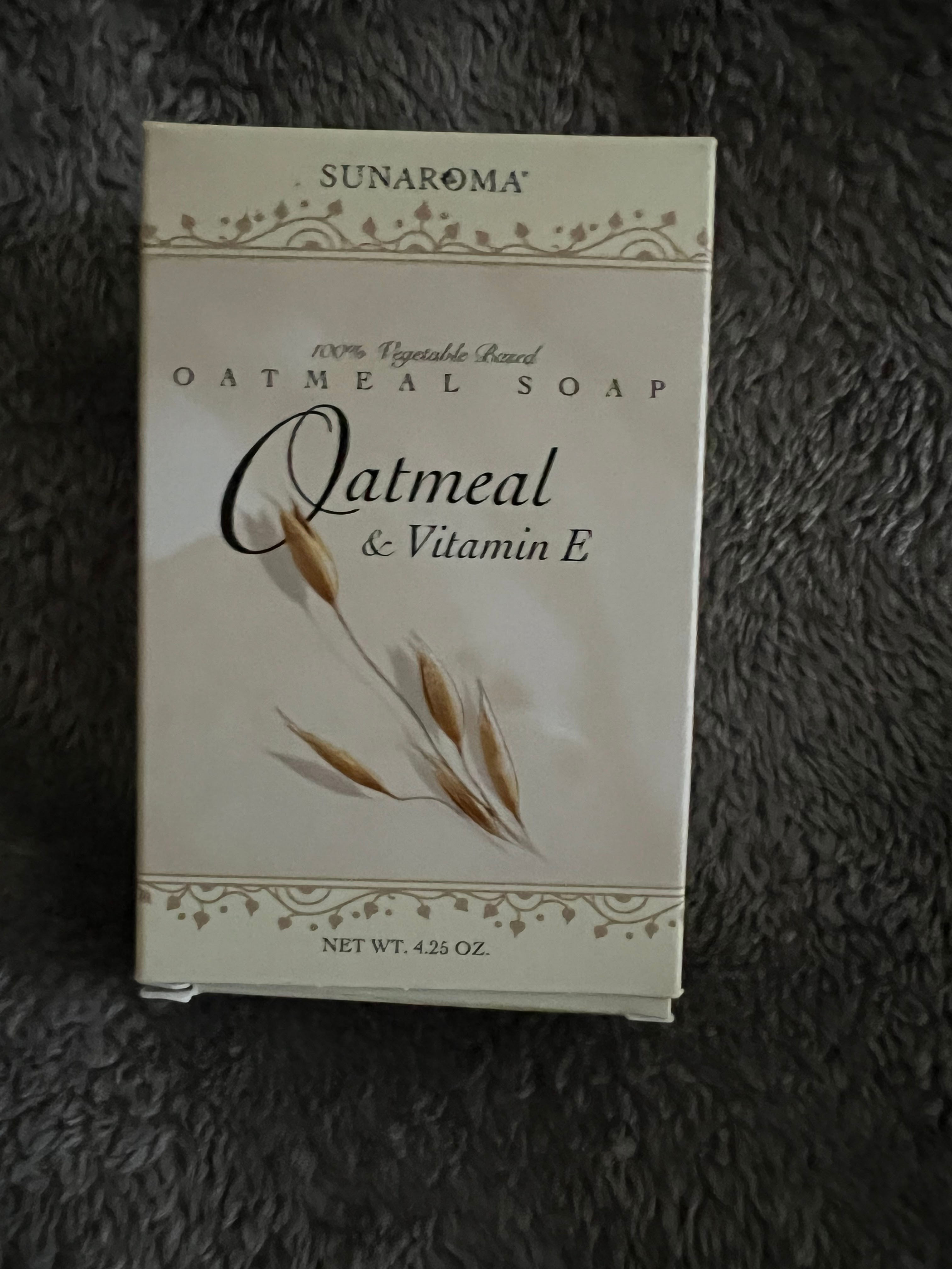 Sunaroma: Oatmeal & Vitamin-E Soap - 4¼ oz.