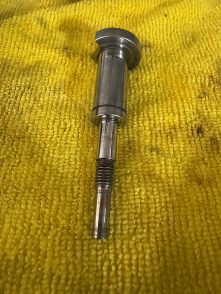 cleaned nitro engine crankshaft