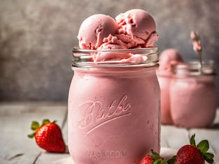 Donna’s Keto Strawberry Ice Cream