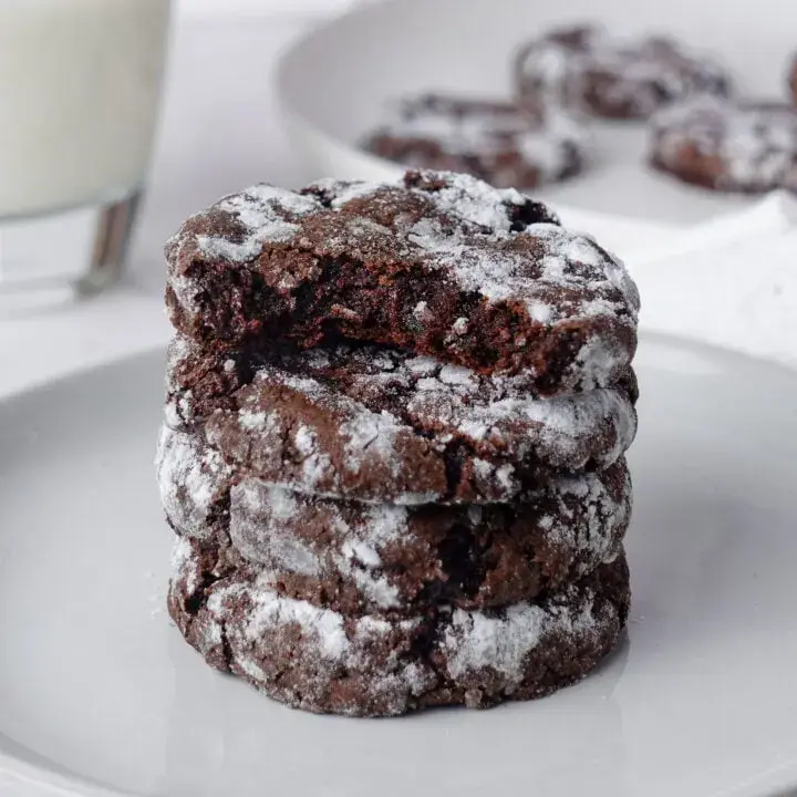 protein chocolate crinkle cookies