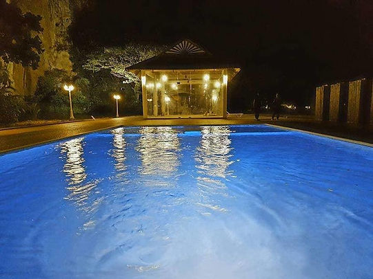 pool.jpg