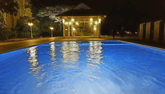 pool.jpg