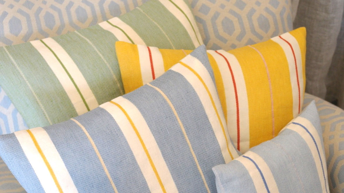 Zierpolster 30x40cm mit Innenleben (HL Leonie-Calvin-Lukas)