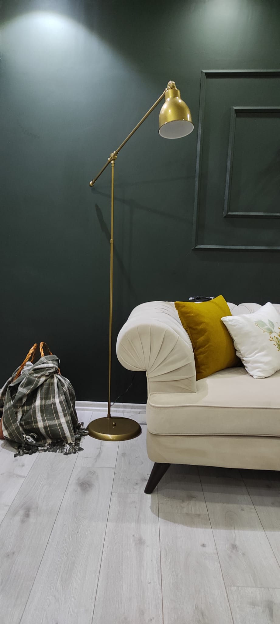 Küçük resim: VİV Lighting T Model Gold Lambader