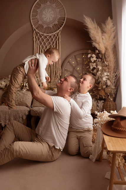 SEANCE PHOTO BOHEME FAMILLE ECOUST-SAINT-MEIN BAPAUME CROISILLES DURY HENDECOURT LES CAGNICOURT BULLECOURT NOREUIL NORY ALBERT HENIN SUR COJEUL NEUVILLE VITASSE BEAURAINS ARRAS BIACHE SAINT VAAST FRESNES LES MONTAUBAN DOUAI CAMBRAI VITRY EN ARTOIS BREBIERES ARRAS LILLE CAMBRAI