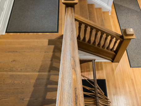 What to Expect During a Professional Railing Installation
