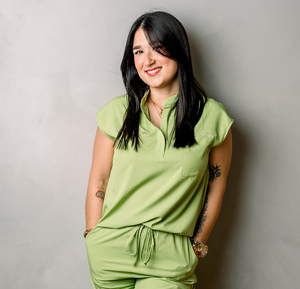 Krystal González, esteticista médica