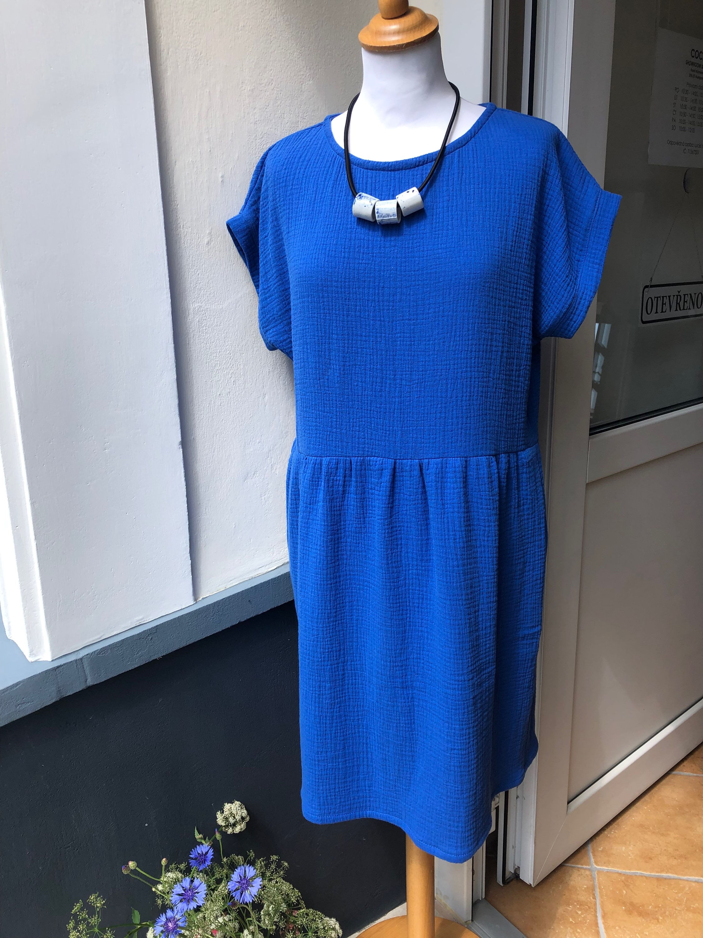 Mušelínové šaty one colour