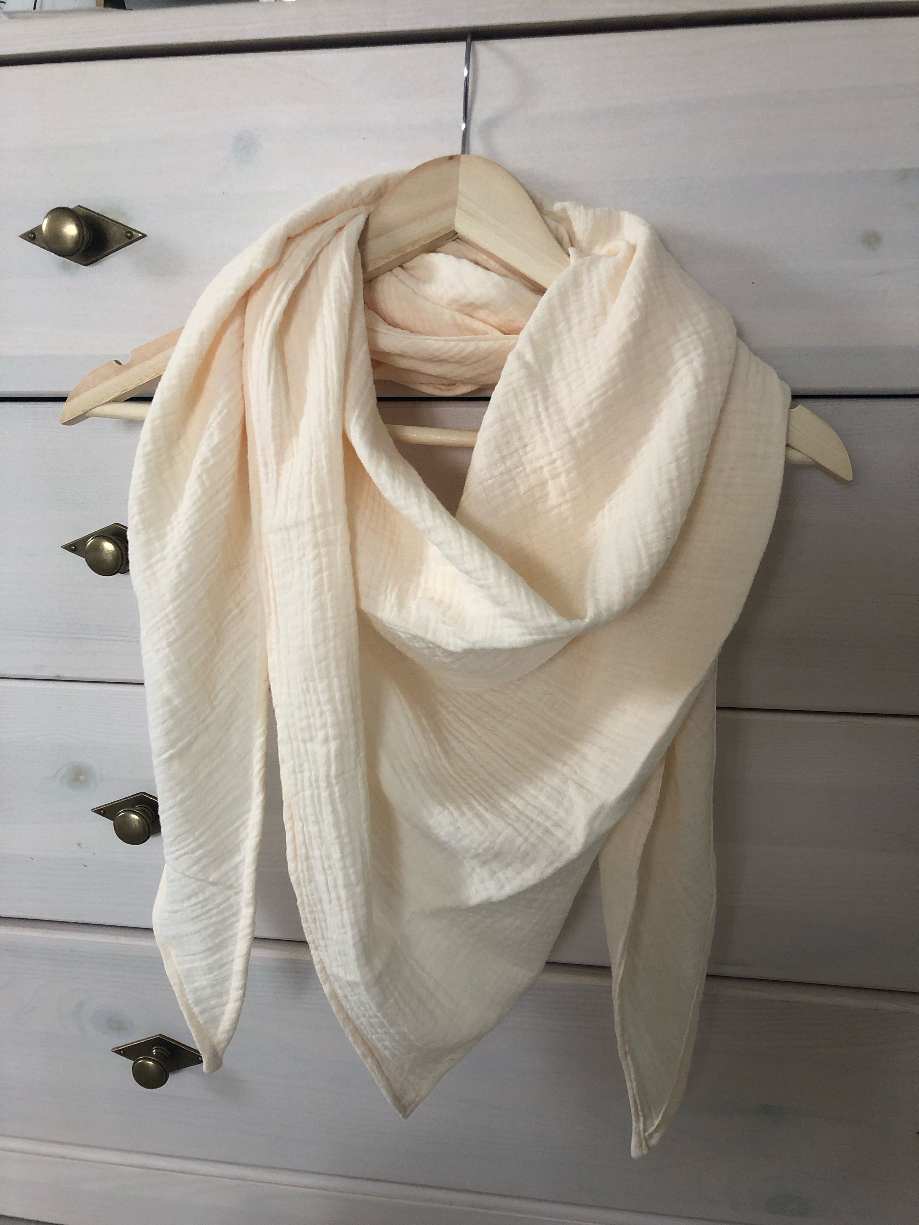 Mušelínový šátek Max