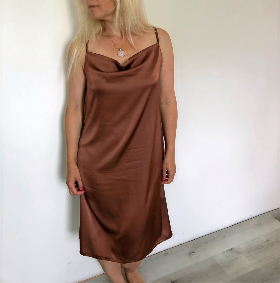 Miniatura: Šaty silky MOMO