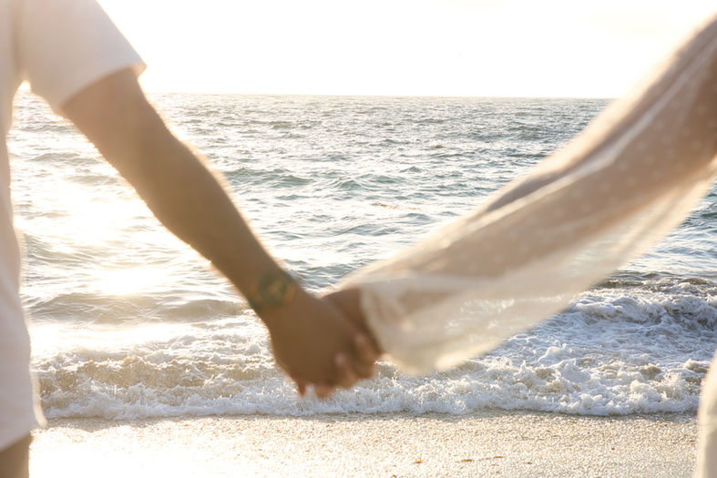 engagement photo shoot on the beach