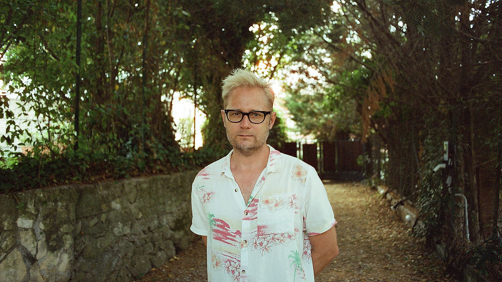 Emil Friis by Julie de Tengnagel_000088110008_3000px (1).jpg