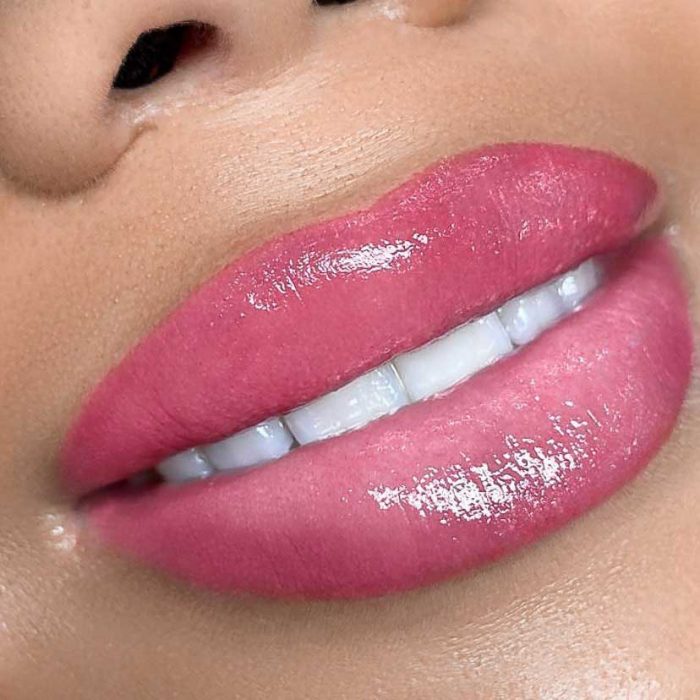 Ombré Lip Liner Tattoo