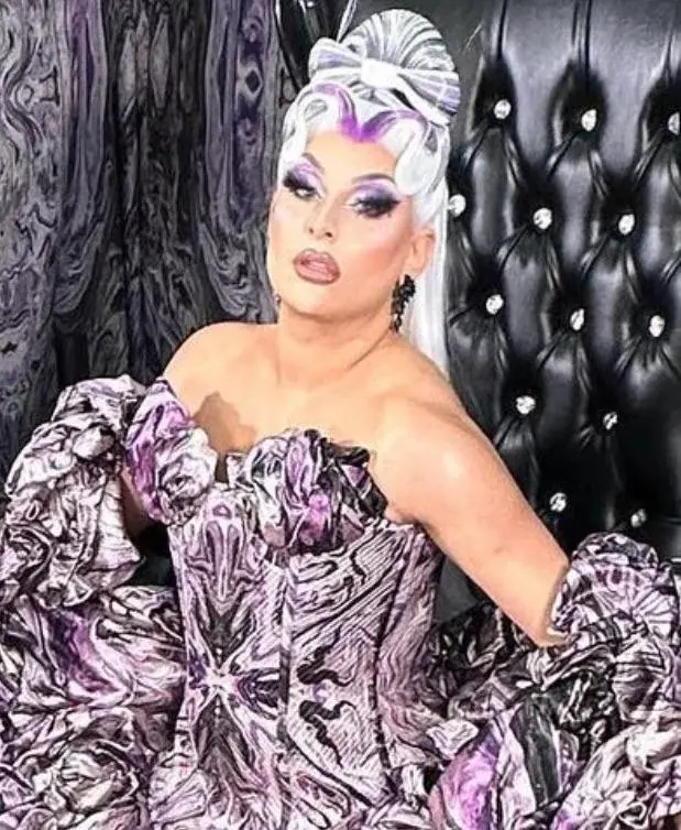 the-style-of-drag-wigs-have-changed-so-much-which-style-is-v0-f70ou6agze0b1.webp