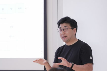 이공오공,이공오공b,2050,2050b,협동조합도시재생디자인,협동조합도시재생,도시재생,도시재생디자인,디자인협동조합,디자인진흥원,로고,로고디자인,명함,명함디자인,창업교육,창업,창업컨설팅,브랜딩,브랜딩교육,브랜딩컨설팅,브랜딩컨설턴트,브랜딩멘토링,브랜딩멘토,디자인멘토,디자인교육,디자인컨설팅,디자인멘토링,디자인멘토,로고제작,명함제작,디자인명함,웹디자인,플러스엑스,강동구디자인,강동디자인,강동명함,강동로고,김현우소장,디자인조합,김현우