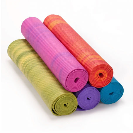 Auf der Suche nach passendem Yoga Equipment