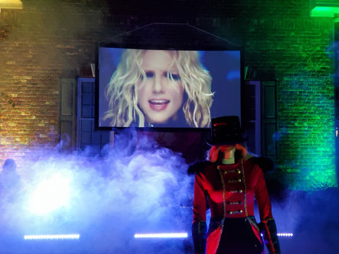 Free Britney Spears Haunted Halloween House Yard Display Greenville, North Carolina #FreeBritney
