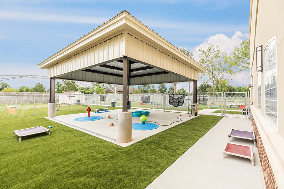 Day Care & Group Activities Pasadena, TX Red Bluff Pet Resort