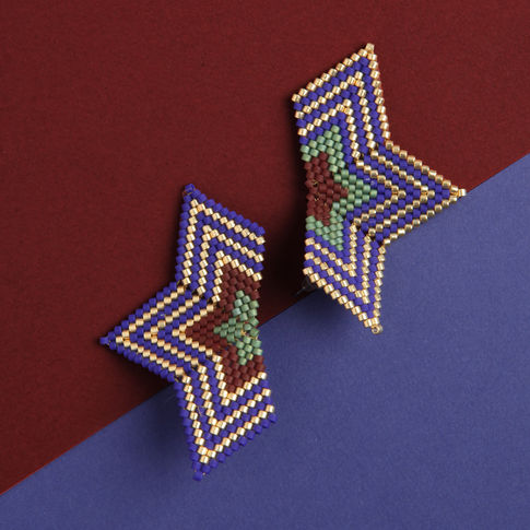 STAR - boucles d'oreilles - Isabelle Storms - Bijoux artisanaux faits main - bijoux graphiques et délicats - Tissage perles miyuki - delicas