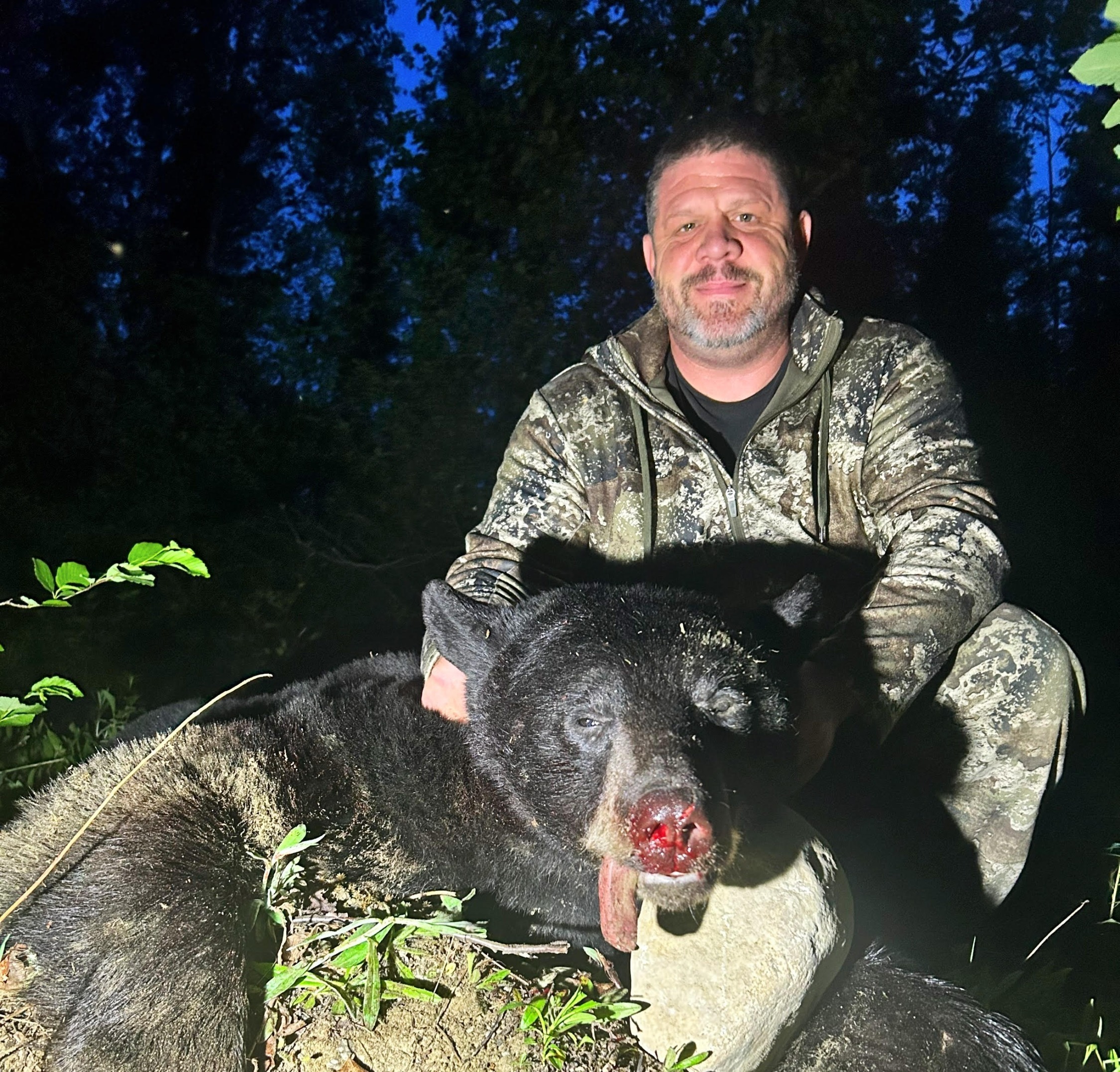 Forfaits de chasse au gros gibier à l'ours noir — L'Aventure de l'Ours Noir Qc. – L'Aventure de l'Ours Noir Qc.