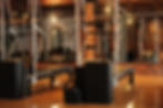 Reformers utilisés pour les classes de Pilates au studio Dr. Core