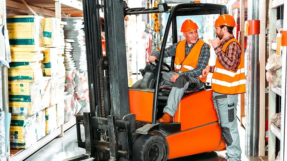 Forklift and pedestrian interaction risk zone in the distribution center environment