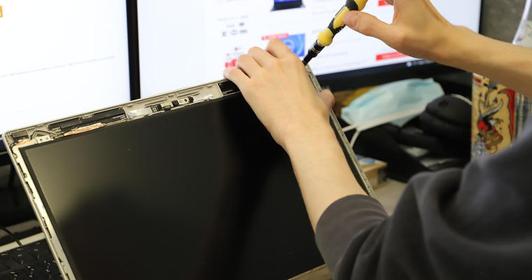 laptop-ekran-teknik-servis.jpg