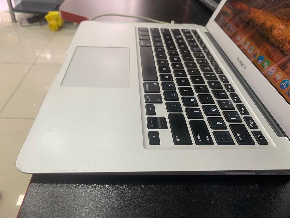 Küçük resim: Apple MacBook Air A1369 i7 4GB RAM 256GB SSD 13" Notebook (Pil Döngü: 86)