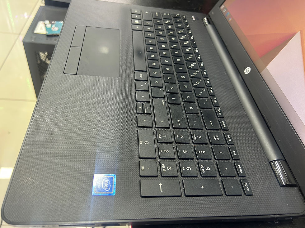 Küçük resim: HP Pavilion 15-RA011NT N3060 4GB RAM 500GB 15.6" Notebook