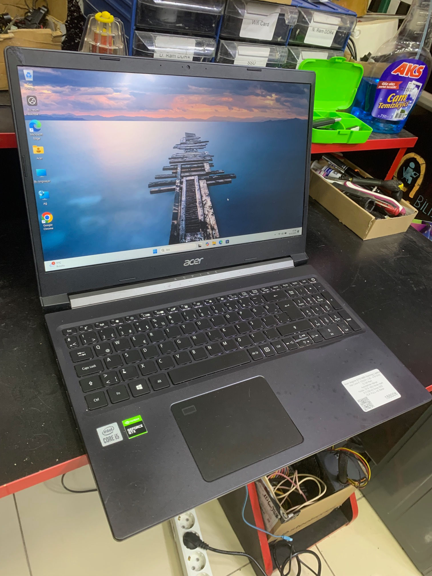 Acer Aspire 7 i5 10300H 8GB Ram 512GB SSD GTX1650 4GB 15.6" FHD