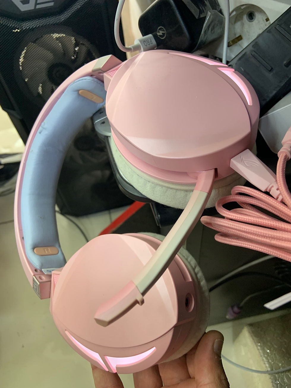Küçük resim: Asus ROG Strix Fusion 300 PNK Oyuncu Kulaklığı Pink Edition
