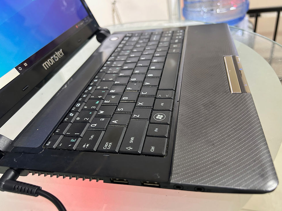 Küçük resim: Monster İ7 2630QM Nvidia GT520 6GB Ram 500GB 14.1"