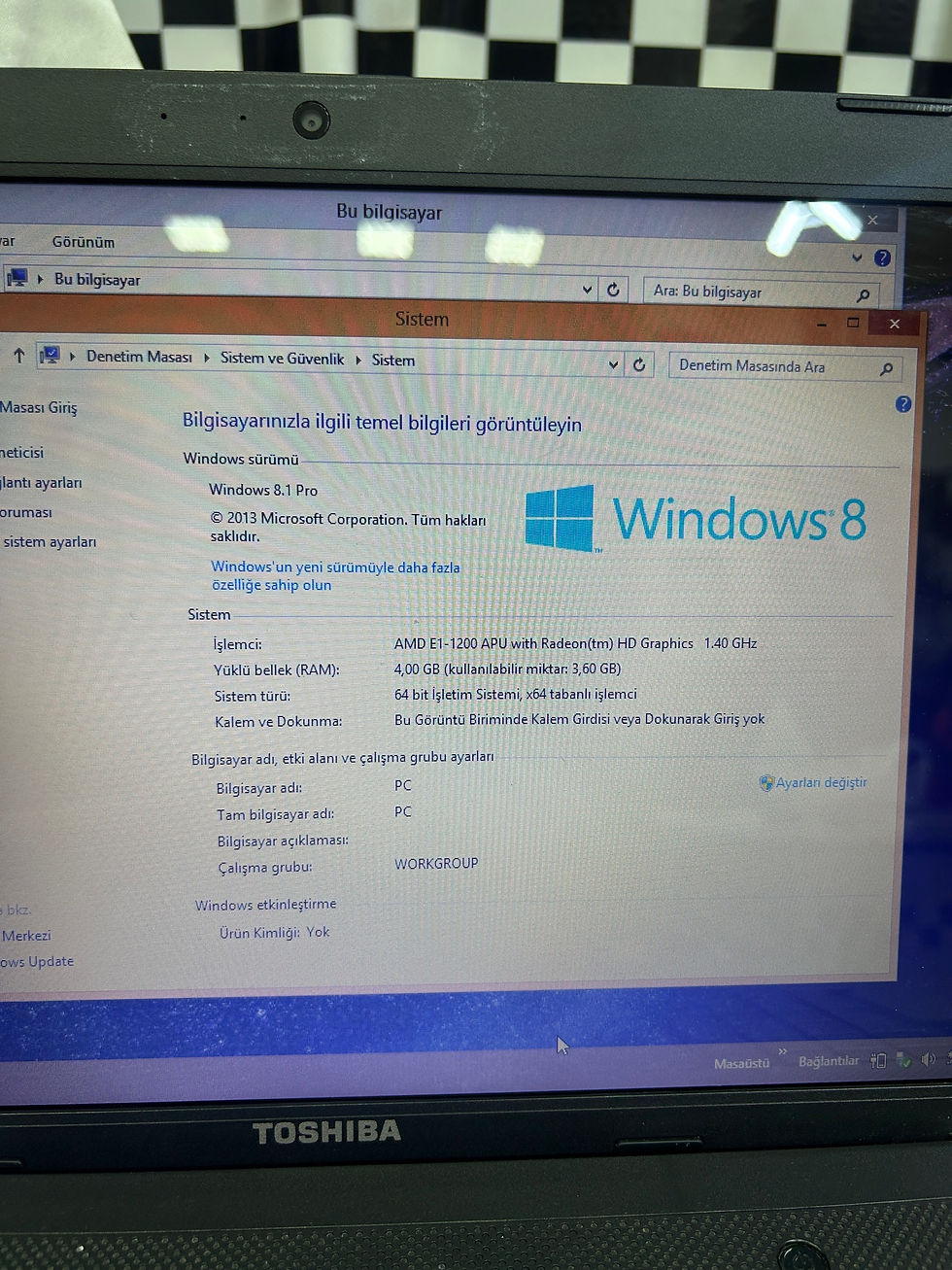 Küçük resim: Toshiba Satellite E1-1200 4GB RAM 500GB HDD 15.6" Notebook
