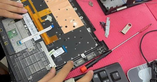 laptop-klavye-sokme.jpg
