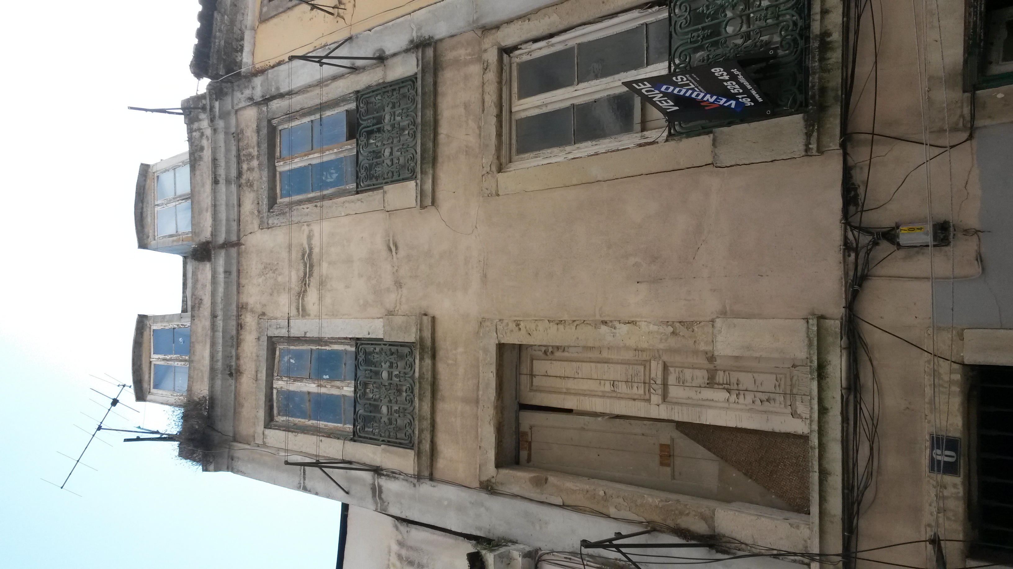 Reabilitação de edifício - Bica