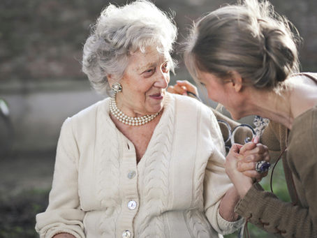 5 Important Signs Your Parent May Need In-Home Support